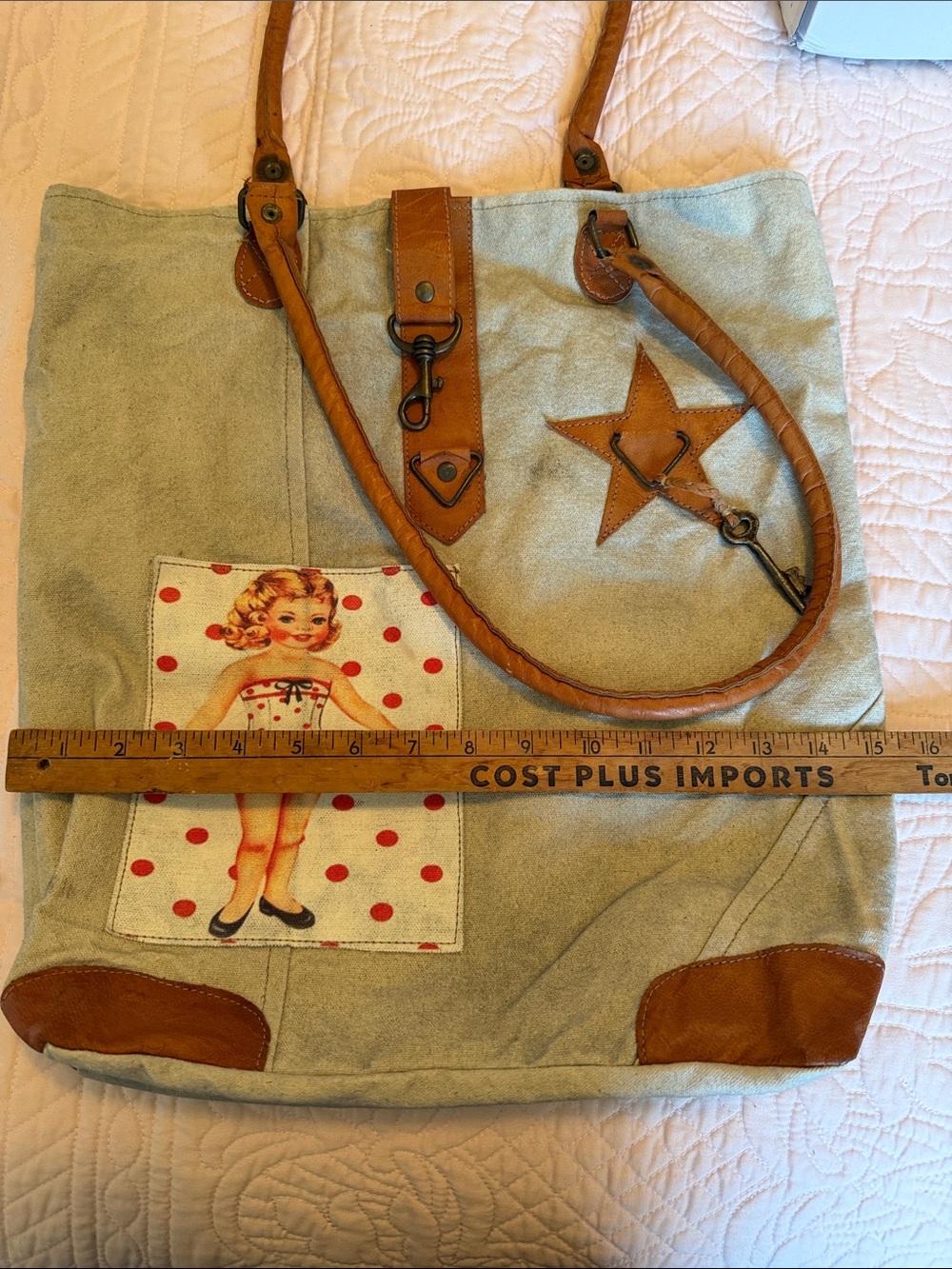 Canvas Tote with Tan Trim and Star Key Charm - Picture 8 of 9